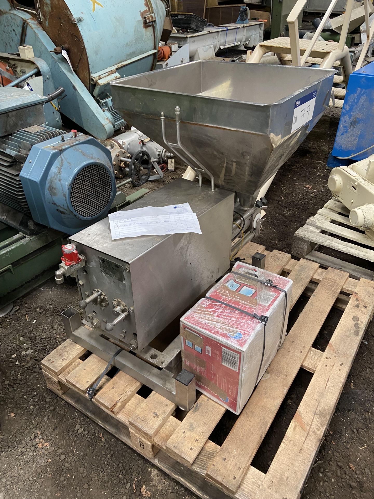 Turbo Systems Ltd UPG110927 TWIN STAINLESS STEEL FEEDING UNIT, serial no. NINU159, year of - Image 2 of 5