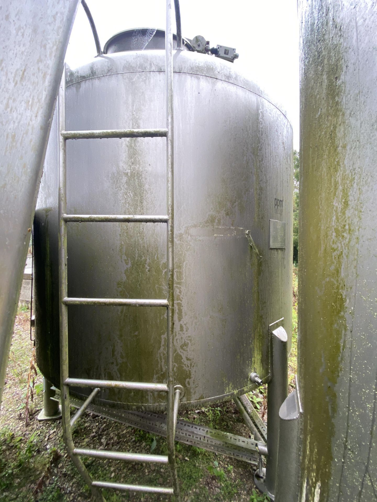 APV Process Plant & Machinery/ T Bibby 4,500 litre STAINLESS STEEL TANK, approx. 2.3m dia. x 1.6m - Image 3 of 4
