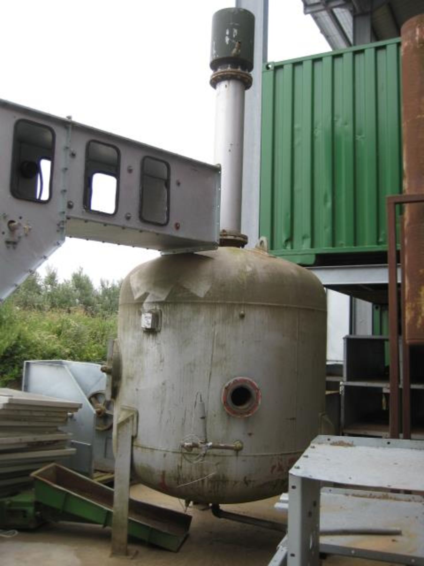 Gestra Mild Steel Cylindrical Pressure Vessel, on legs, serial no. 11521 FFC P/O RMD 212328, year of - Image 2 of 3