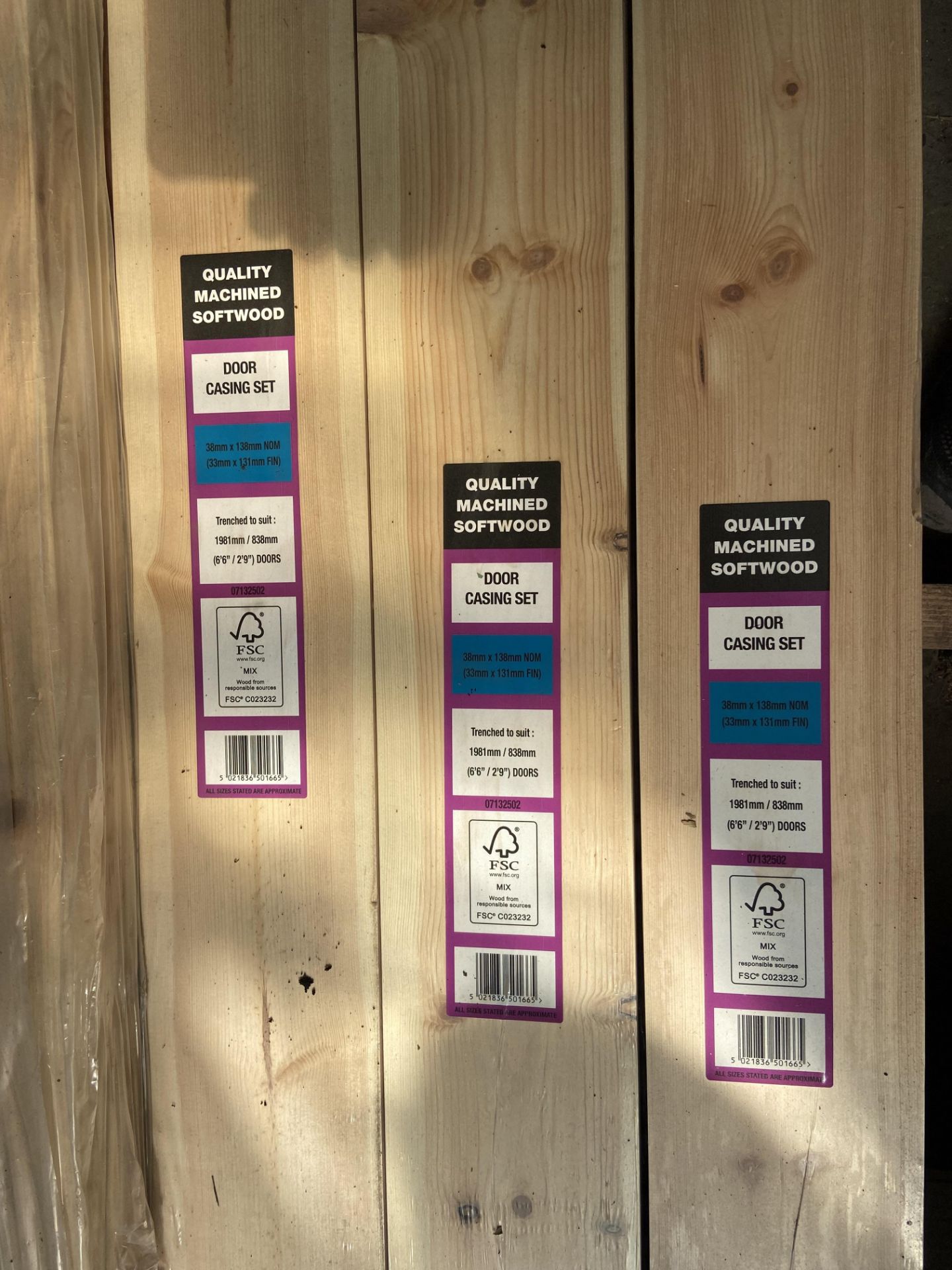 Pallet of 18 Internal Door Casings, trench to suit 1981mm x 838mm Please read the following - Image 2 of 2