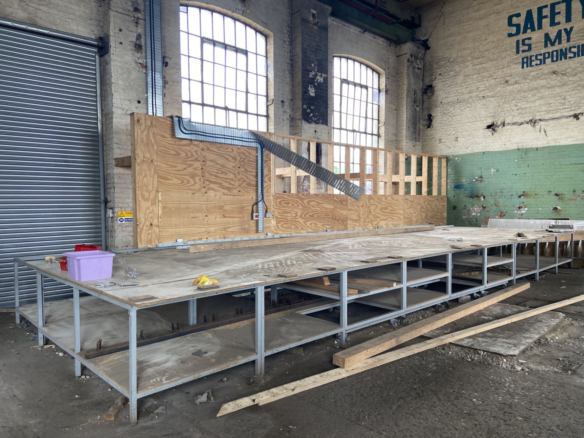 Approx. 16 Steel Framed Two/ Three Tier Benches, up to approx. 2.45m x 1.22m, with roll dispensing - Image 4 of 6