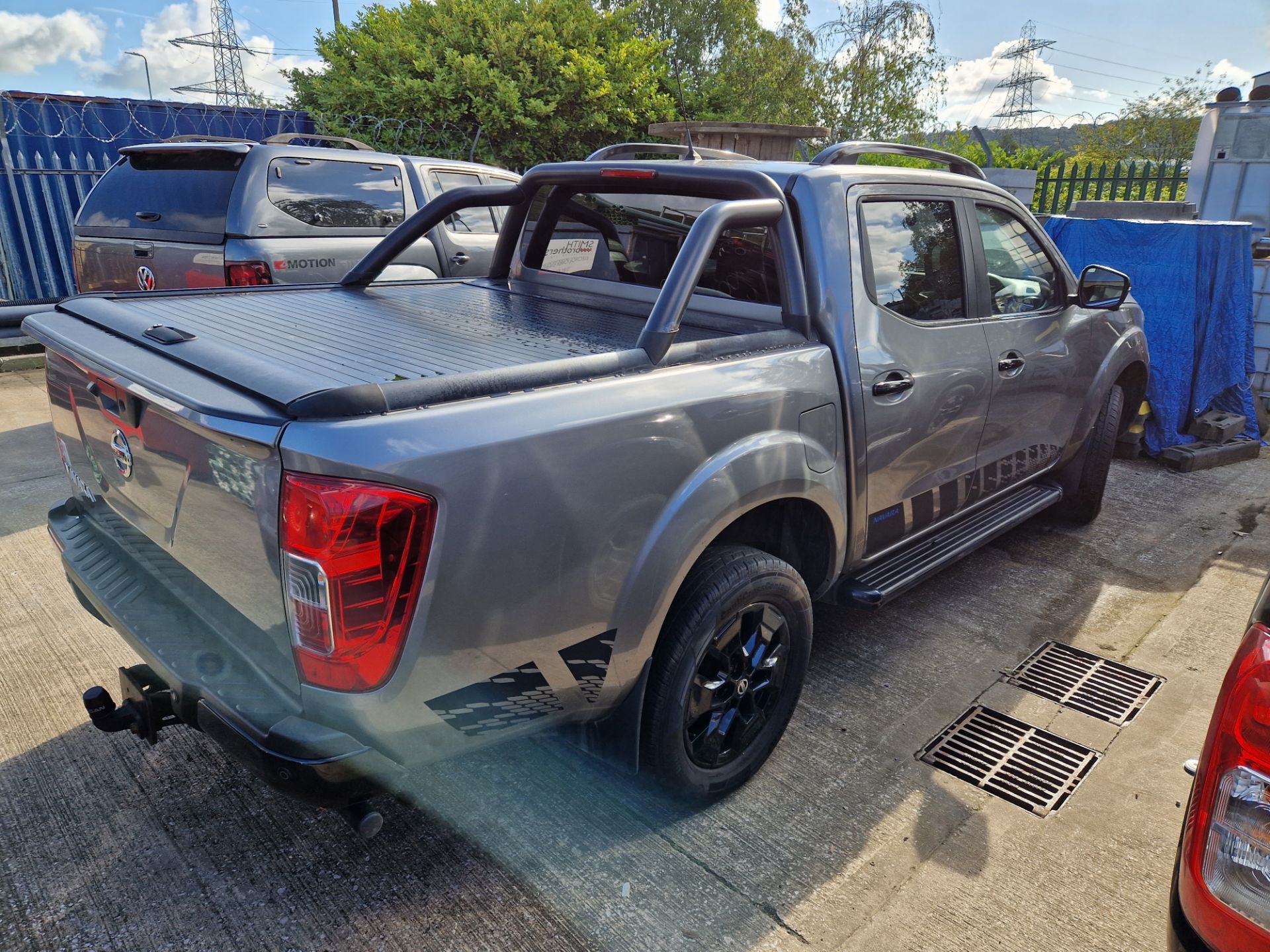 NISSAN Navara Special Edition N-Guard 2.3dCi 190 TT 4WD Auto Double Cab Pick Up, Registration No. - Bild 4 aus 9