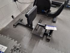Squat Bench Please read the following important notes:- ***Overseas buyers - All lots are sold Ex