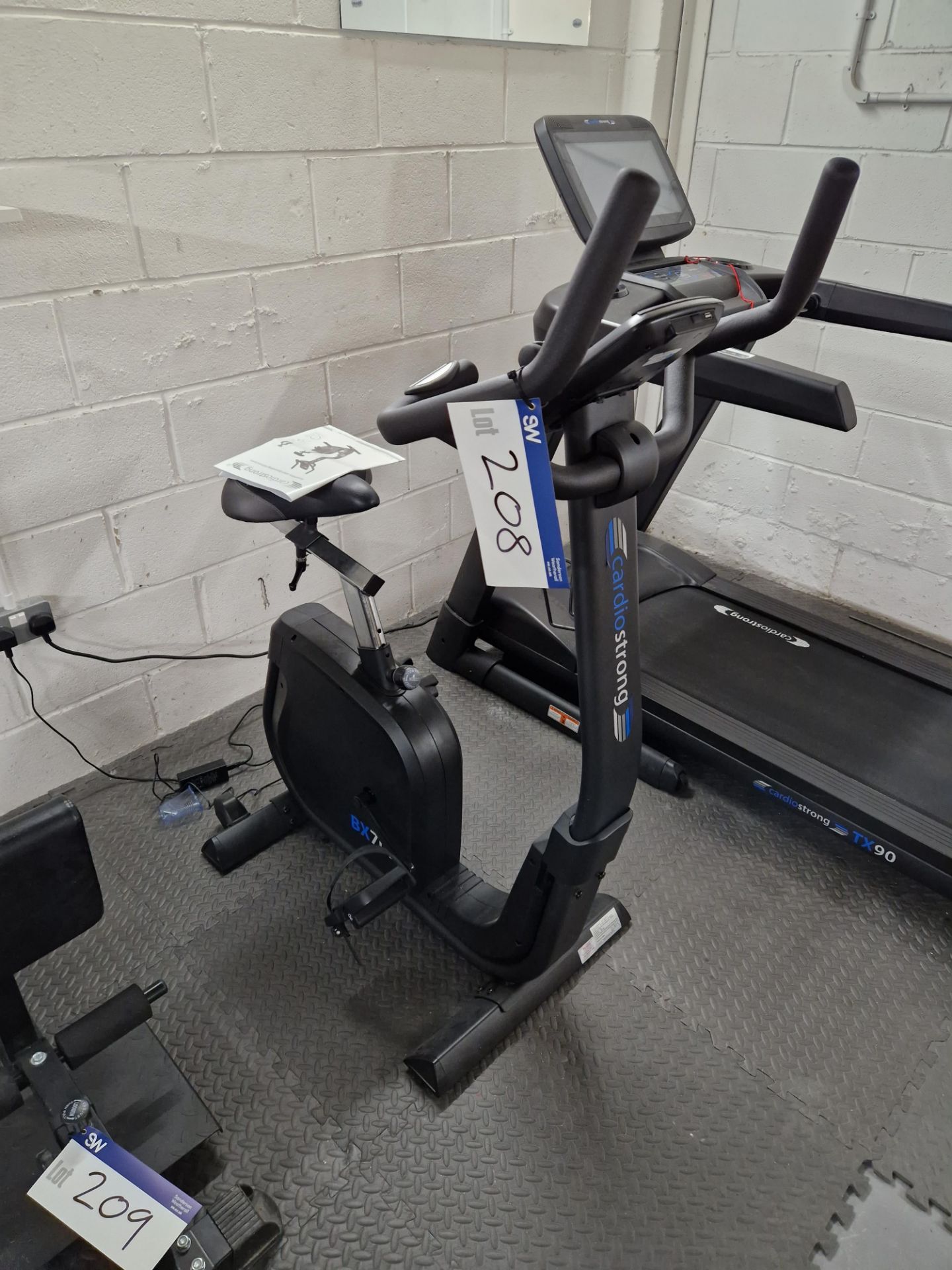 Cardio Strong CST-BX70i-2 Bike, Max 150kg Please read the following important notes:- ***Overseas
