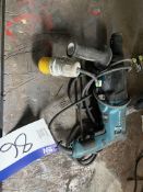 Makita HR2610T SDS Hammer Drill, 110V Please read the following important notes:- ***Overseas buyers