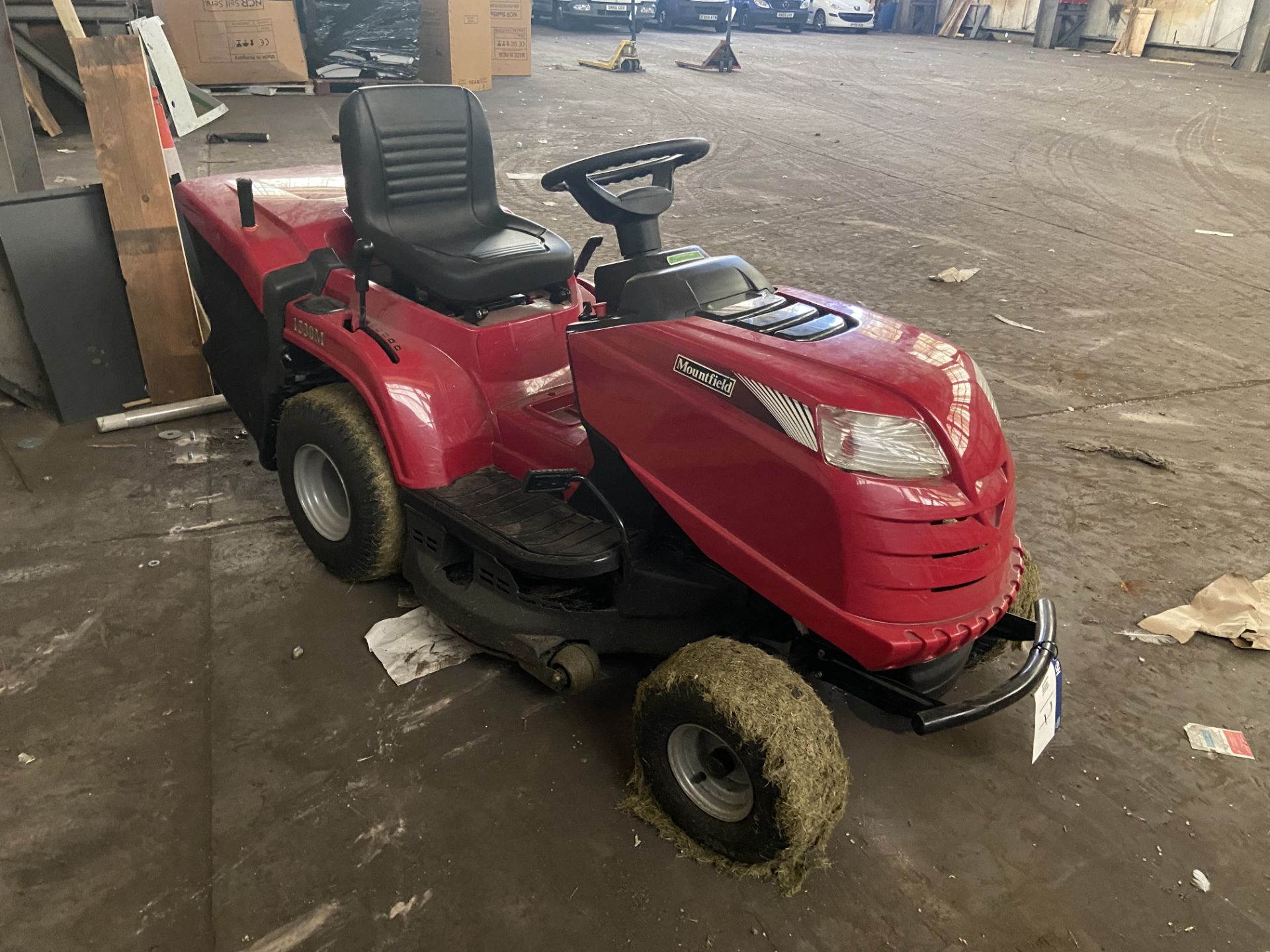 Mountfield 1830M Ride-On Mower Please read the following important notes:- ***Overseas buyers - - Image 2 of 3