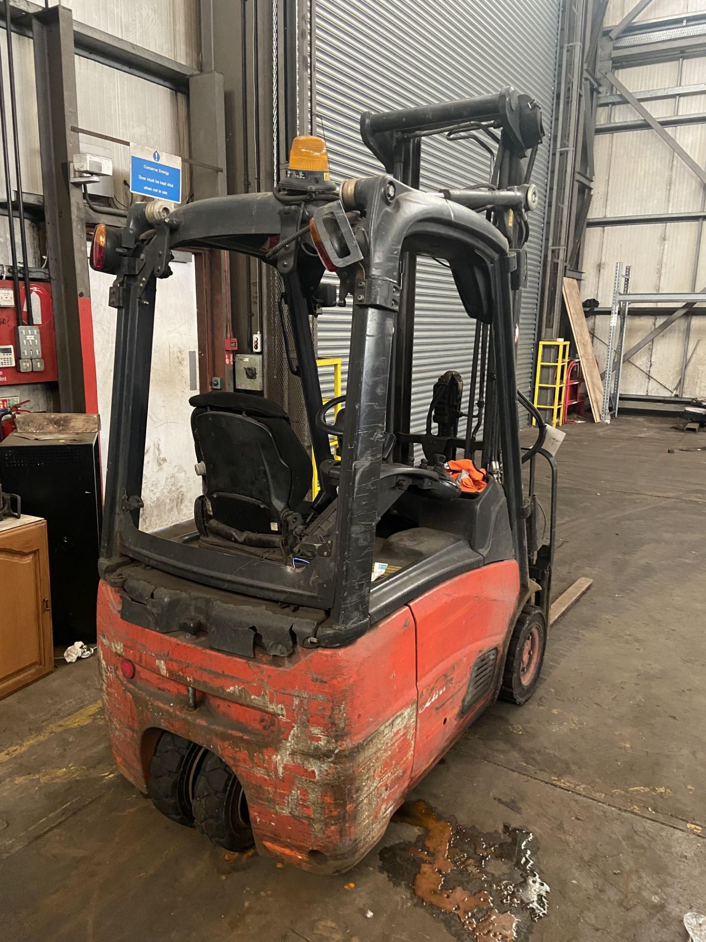 Linde E14 Battery Electric Fork Lift Truck, indicated hours unknown (at time of listing), mast 2.45m - Image 4 of 7