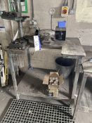 Draper Double Ended Bench Grinder, with steel workbench Please read the following important