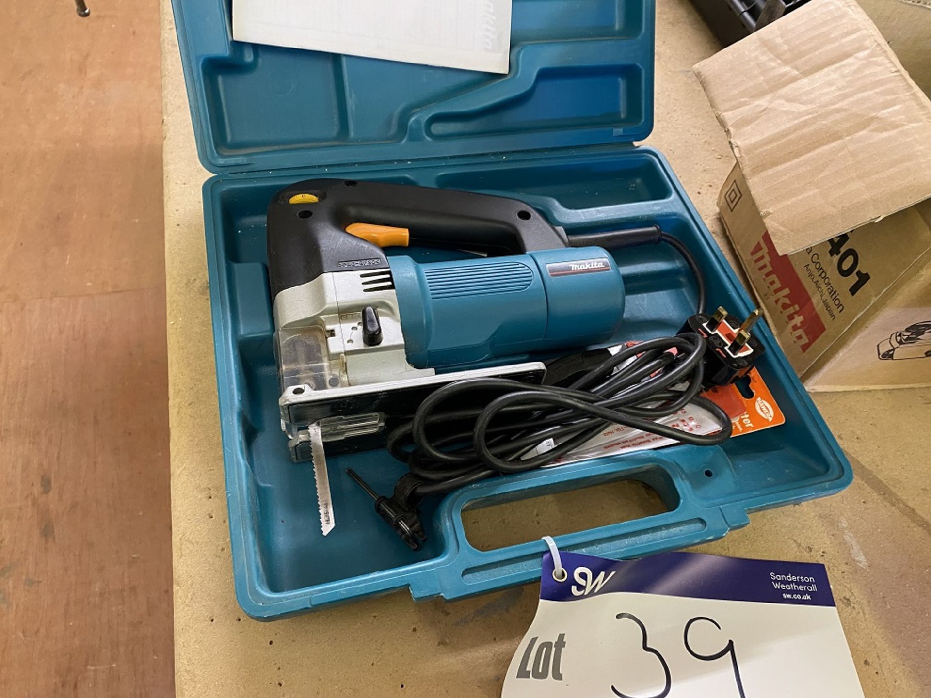 Makita 4304 Jigsaw, 240V, with carry case, passed PAT Test on 11/09/2023 Please read the following