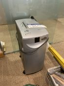 Fellowes SB-97CS Shredder Please read the following important notes:- ***Overseas buyers - All