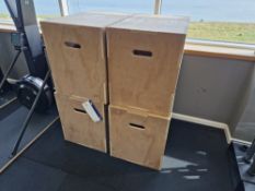 Four Absolute Performance 24" Jump Boxes Please read the following important notes:- ***Overseas