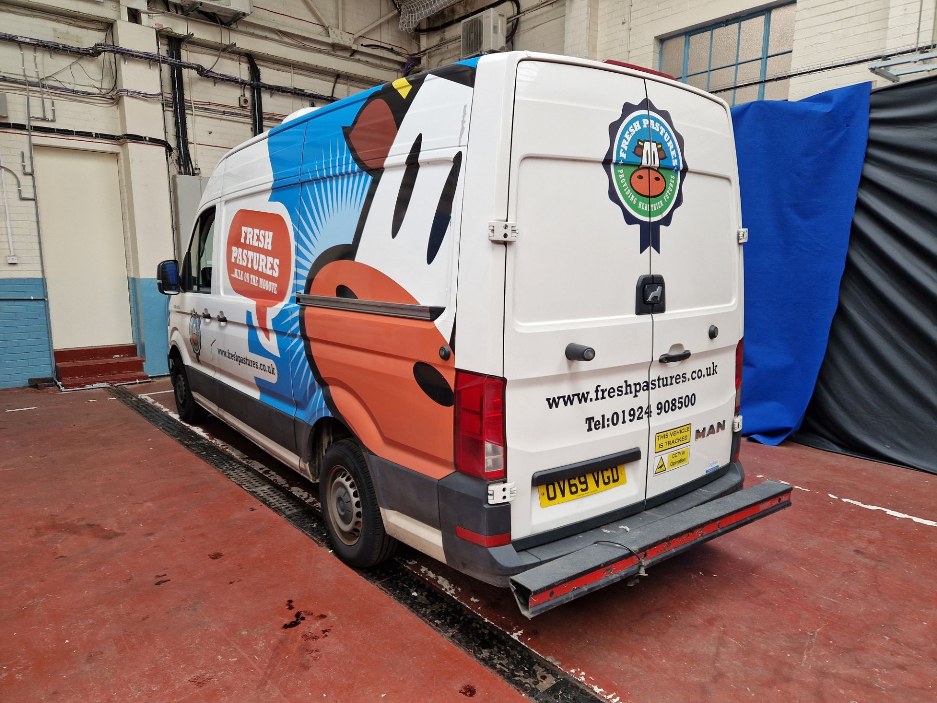 MAN TGE 3.140 Manual MWB High Roof Diesel Refrigerated Van (with GAH Fridge Unit), Registration - Image 4 of 7