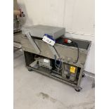 Mobile Vacuum Sealing Unit, each platen approx. 590mm x 390mm Please read the following important