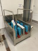 Boot Washing Unit Please read the following important notes:- ***Overseas buyers - All lots are sold