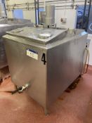 Dairi-Kool 750 LITRES STAINLESS STEEL JACKETED MILK HOLDING TANK (tank 4), with vertical agitator