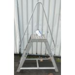 Set of Steps, approx. 180cm x 110cm x 45cm, loading free of charge - yes (vendors comments - used/