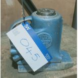 Tangye 625 25T Hydraulic Jack, approx. 27cm x 27cm x 14cm, loading free of charge - yes (vendors