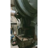 HME /Cincinnati 75 ton Power Press, serial no. 18155 (guards available), approx. 3.25m x 1.55m x 1.
