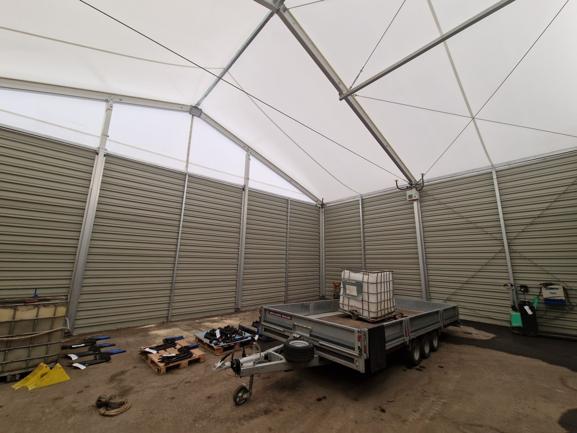 WS TEMPORARY BUILDINGS 15m x 10m Relocatable Building with Two 4.86m x 4.5m Roller Shutter Doors, 2m - Image 3 of 14