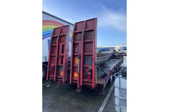 Mac Trailers 13.6m long Tri-Axle Low Loader Trailer, registration no. C245382, trailer ID no. - Image 3 of 8