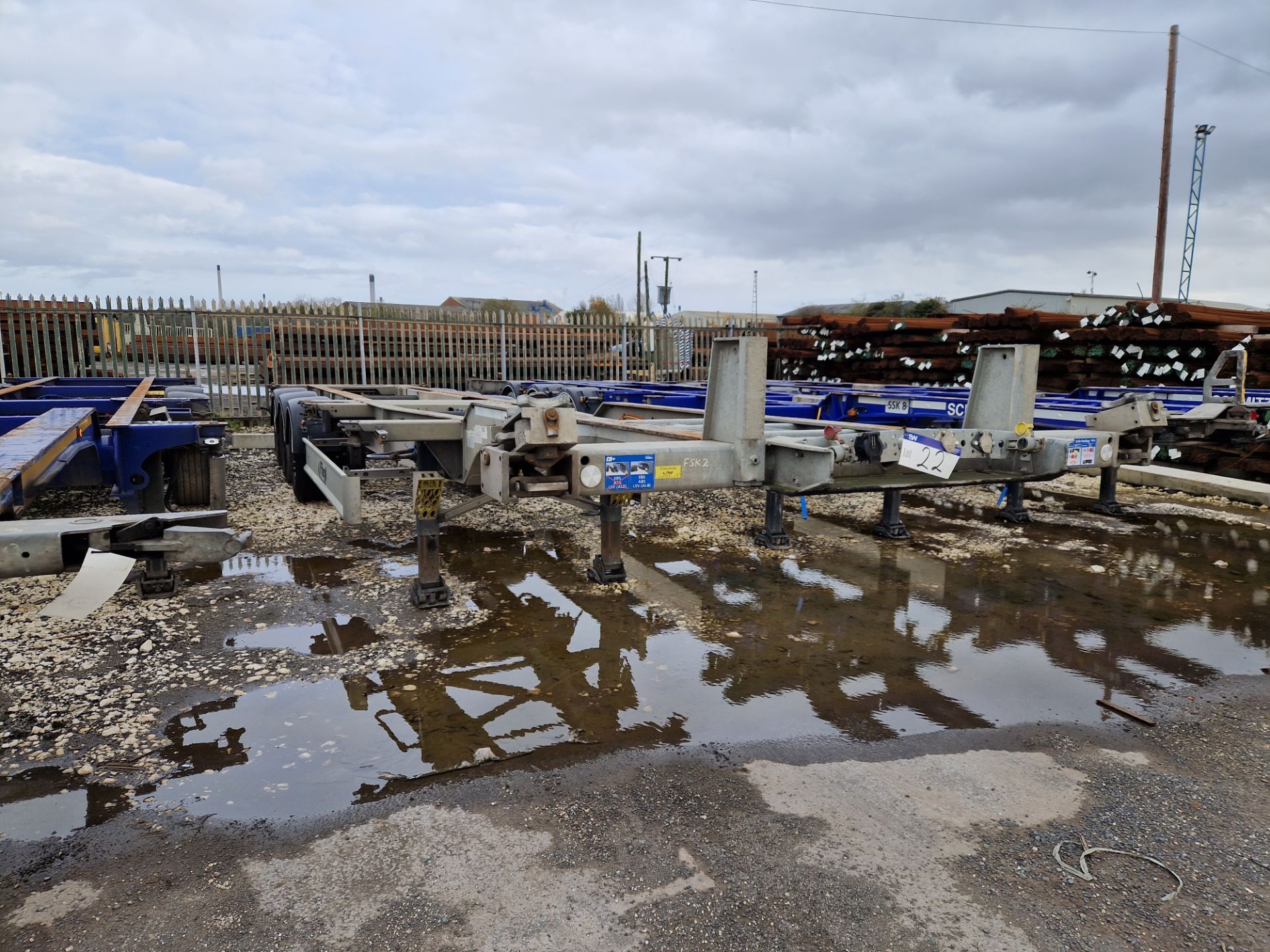 FIEGL SDS OC8F4 Tri Axle Sliding Skeletal Trailer, Reg No: WFDFLT33802019846, C/N: C535239, YoM