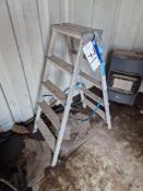 5 Rise Aluminium Step Ladder Please read the following important notes:- ***Overseas buyers - All