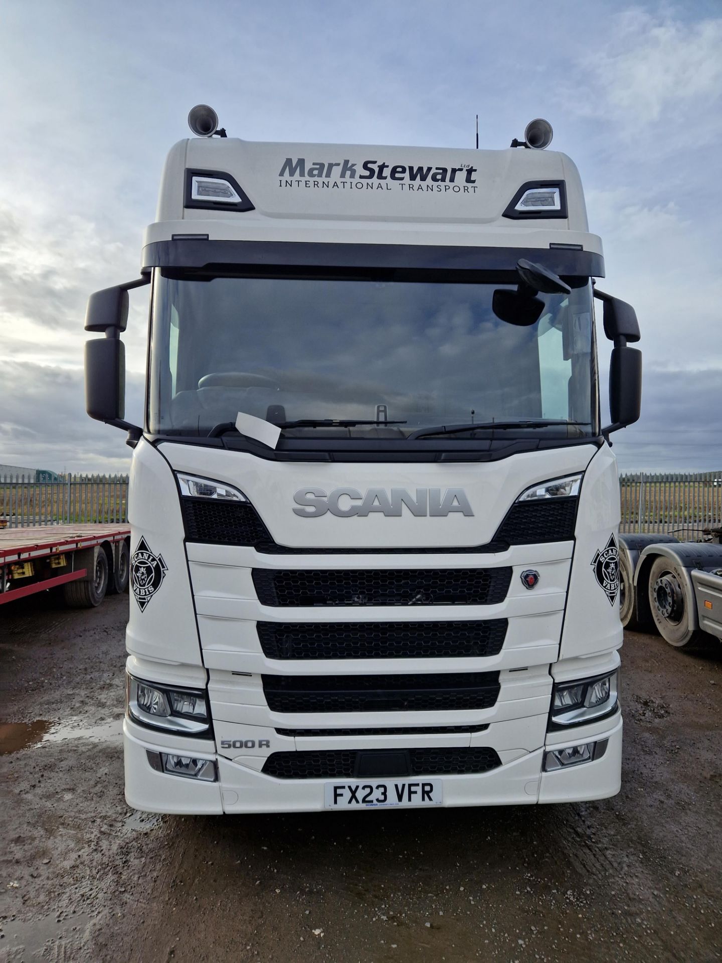 Scania R500 Next Generation 44T 6x2 Tractor Unit with Fridge Freezer, Dura Bright Wheels, Air - Image 6 of 9