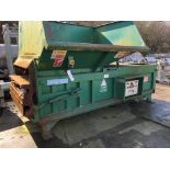 Thetford International T3-638MC Compactor Please read the following important notes:- ***Overseas