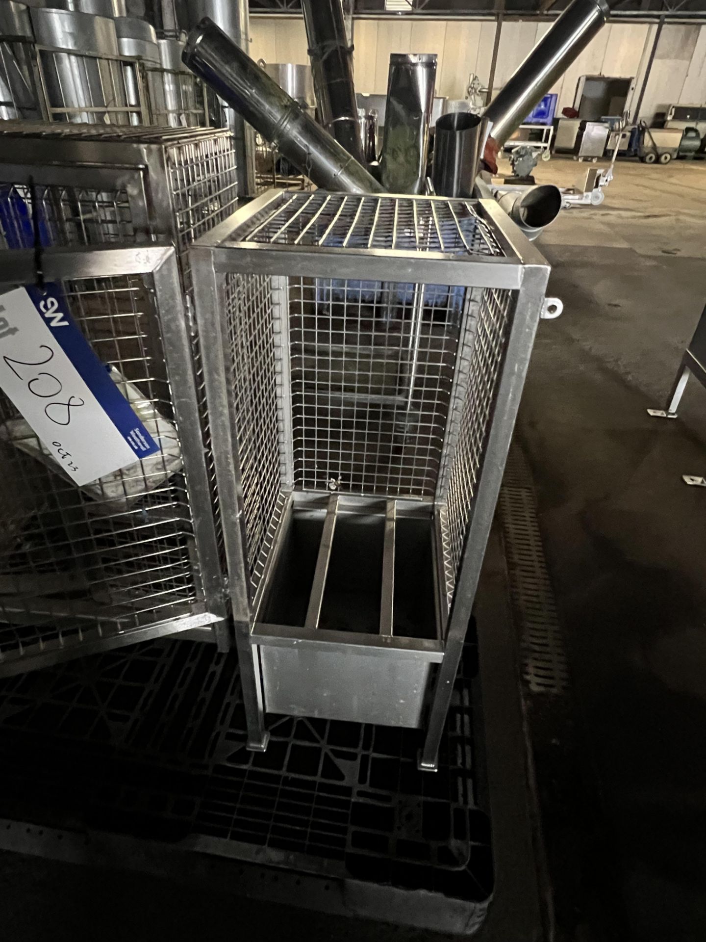 Two Storage Cages, approx. 35cm x 40cm x 90cm high and 60cm x 35cm x 1m high Please read the