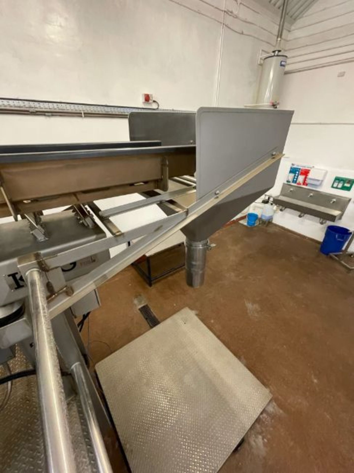 MUESLI/ CEREAL MIXING LINE, comprising Syspal Caged Buggy/ Tote Bin Lifter, feeding into Forberg - Image 25 of 34