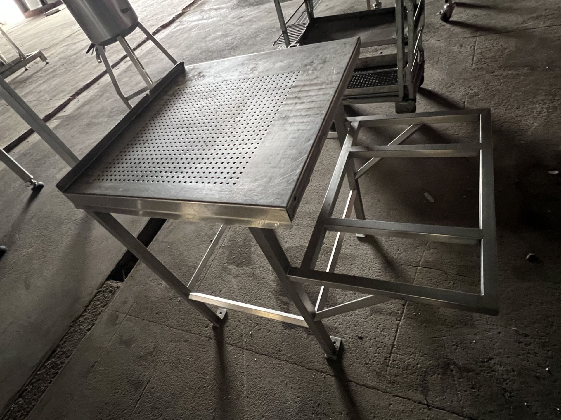 Draining Table, with perforated top and fluted underneath, with shelf tray, approx. 90cm x 60cm x - Image 2 of 3