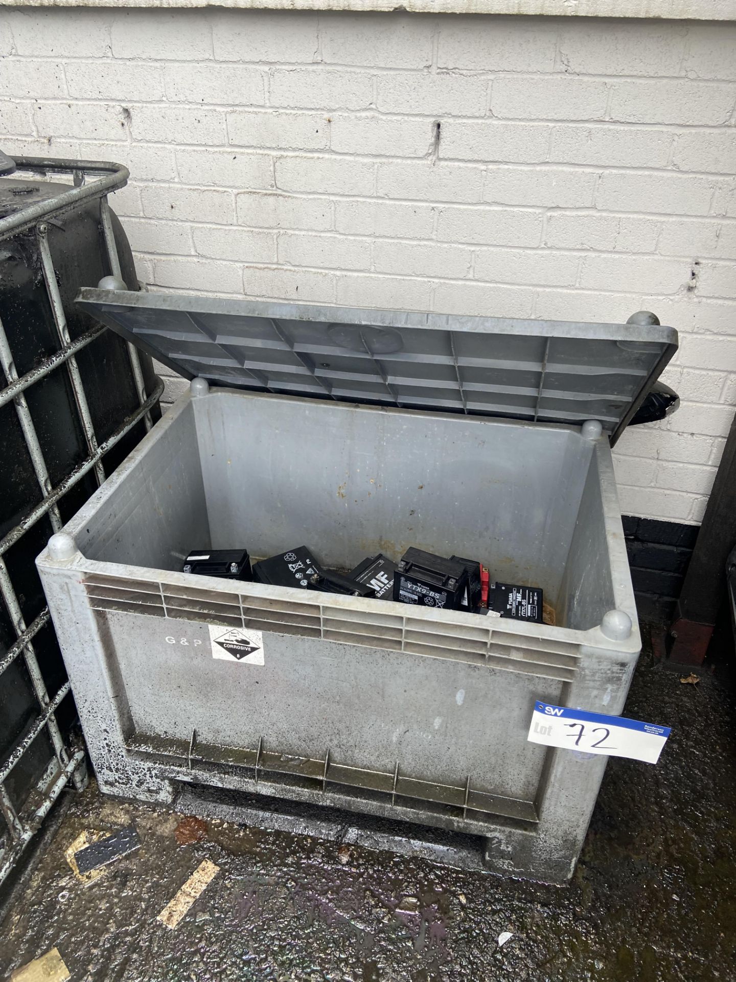 Plastic Box Pallet, with contents including lead acid batteries Please read the following