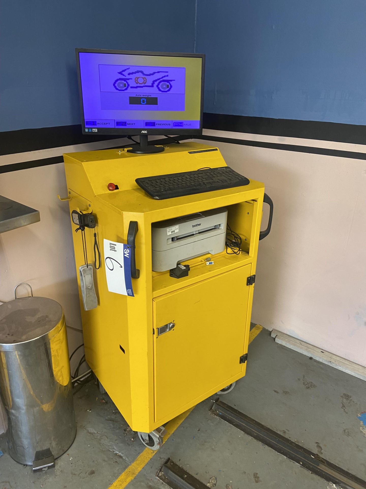 MOTORCYCLE ROLLING ROAD, with mobile cabinet, keyboard, monitor, laptop, printer and rolling - Image 5 of 6