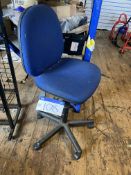 Swivel High Chair Please read the following important notes:- ***Overseas buyers - All lots are sold