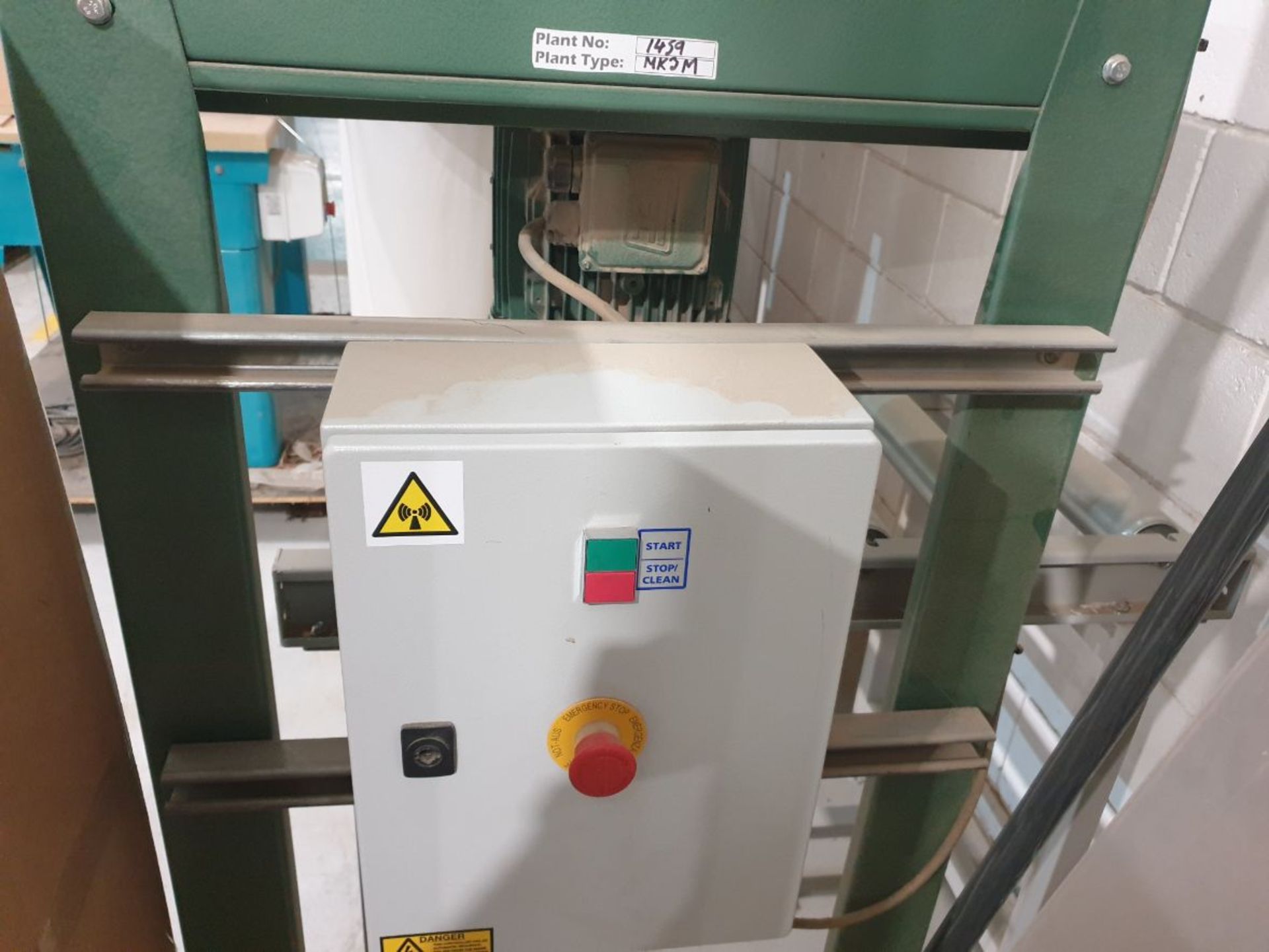 DCS MK3M 3 Bag Dust Extraction Filter Unit, Serial No. 1459, Year of Manufacture 2019, with Shaker & - Image 3 of 3