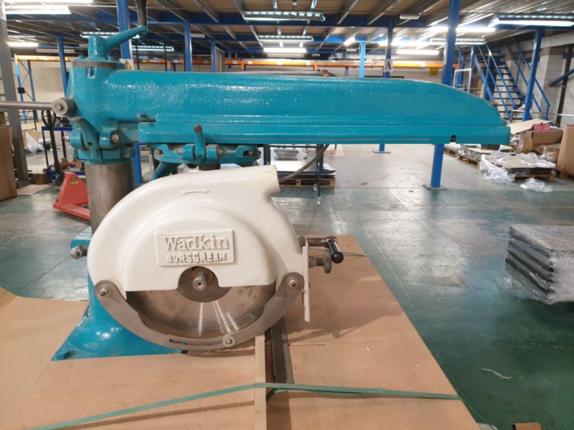 Wadkin BRA Pull Over Cross Cut Saw, Reconditioned 2019 (Located Warwick CV34 6SP) Please read the - Image 2 of 4