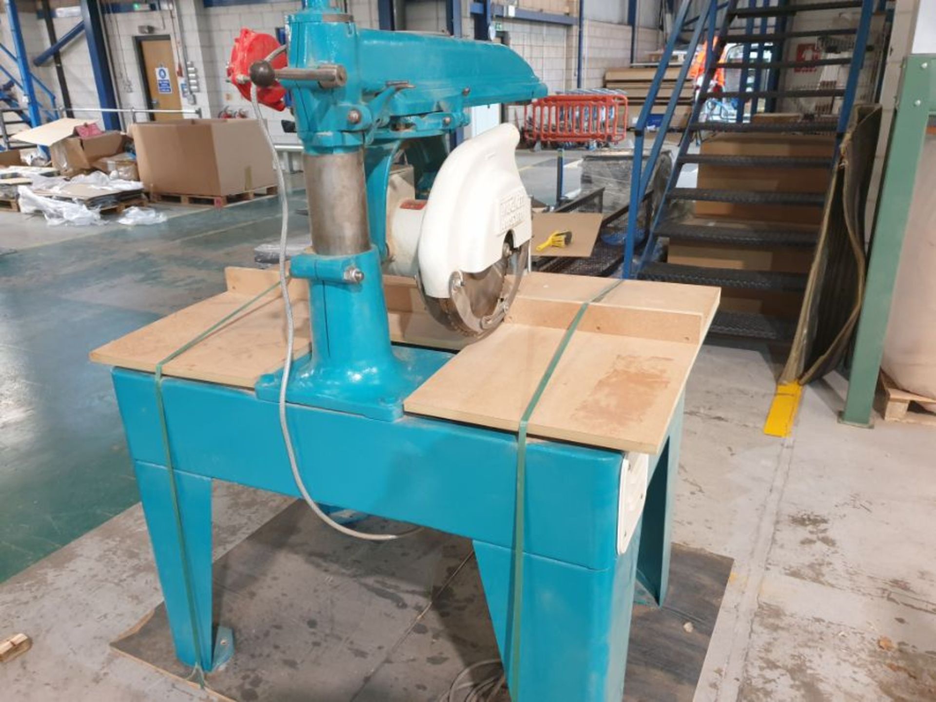 Wadkin BRA Pull Over Cross Cut Saw, Reconditioned 2019 (Located Warwick CV34 6SP) Please read the - Image 3 of 4