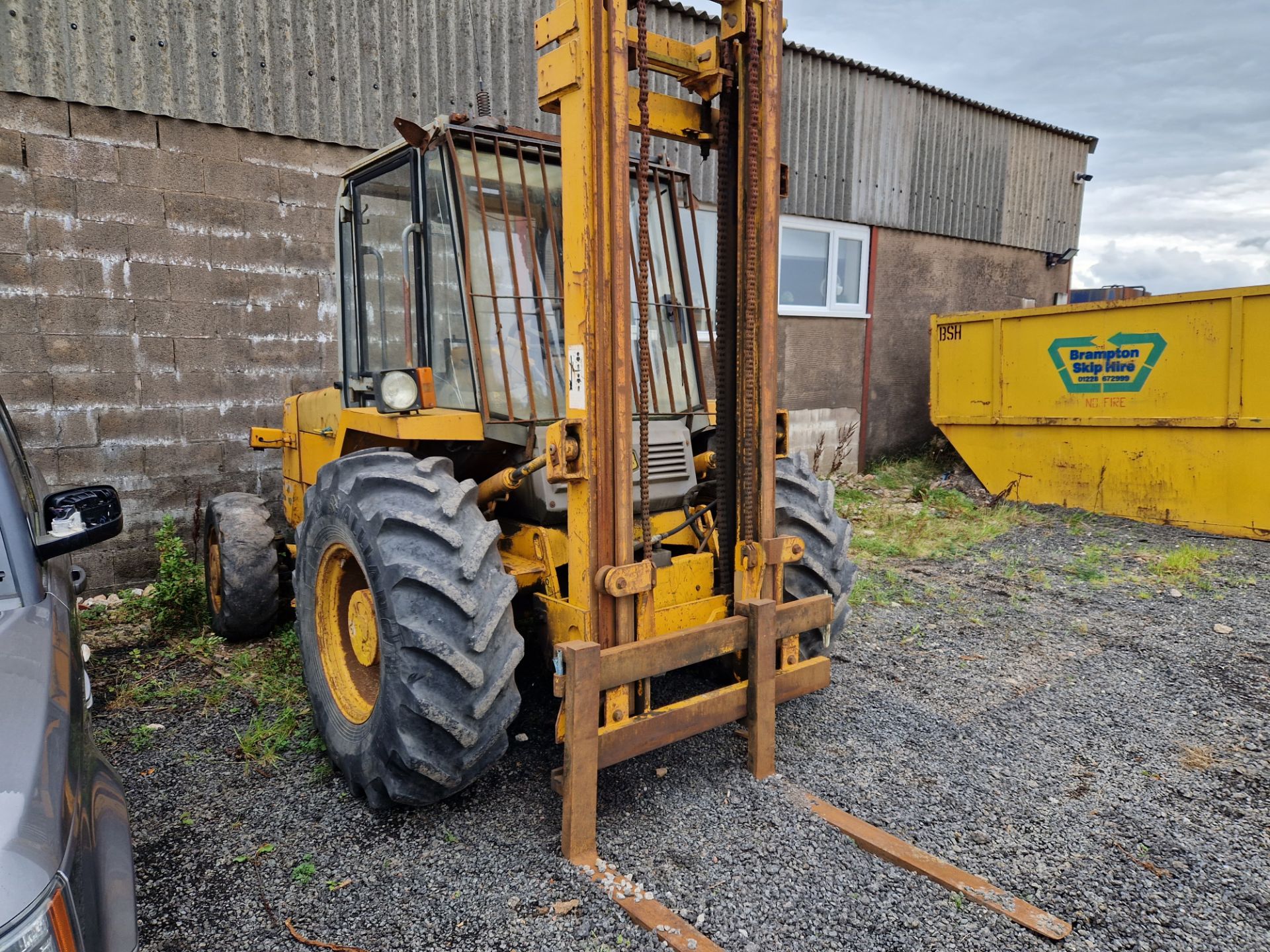 JCB 926 Rough Terrain Fork Lift Truck, YoM 1985, No key, Running State Unknown Please read the - Image 2 of 9