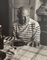 Robert Doisneau - Picasso's Loaves, 1952