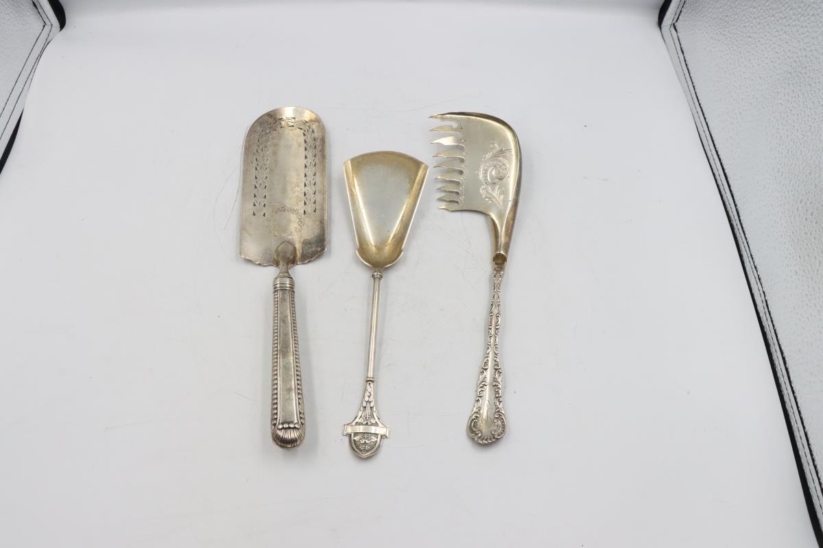 (3) Sterling Silver Utensils Rare Form 10.5ozt - Image 6 of 17