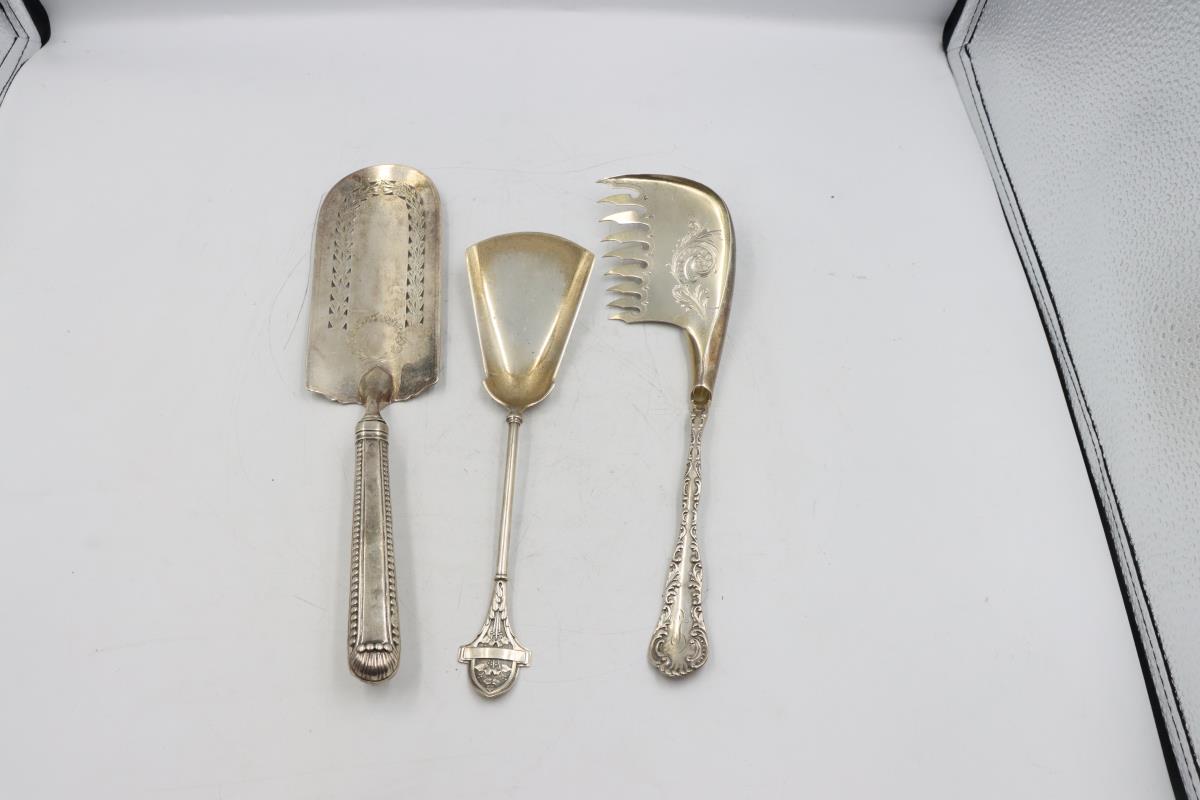 (3) Sterling Silver Utensils Rare Form 10.5ozt - Image 4 of 17