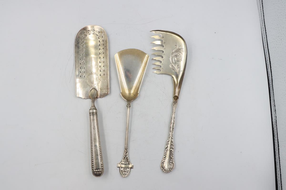 (3) Sterling Silver Utensils Rare Form 10.5ozt - Image 2 of 17