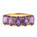 Ring, GG 10 kt./416, 5 Amethyste, RG 54, Innendurchmesser 17,2 mm