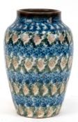 Bunzlauer Vase, blau/grün/ brauner Dekor, H. 16 cm