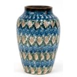 Bunzlauer Vase, blau/grün/ brauner Dekor, H. 16 cm