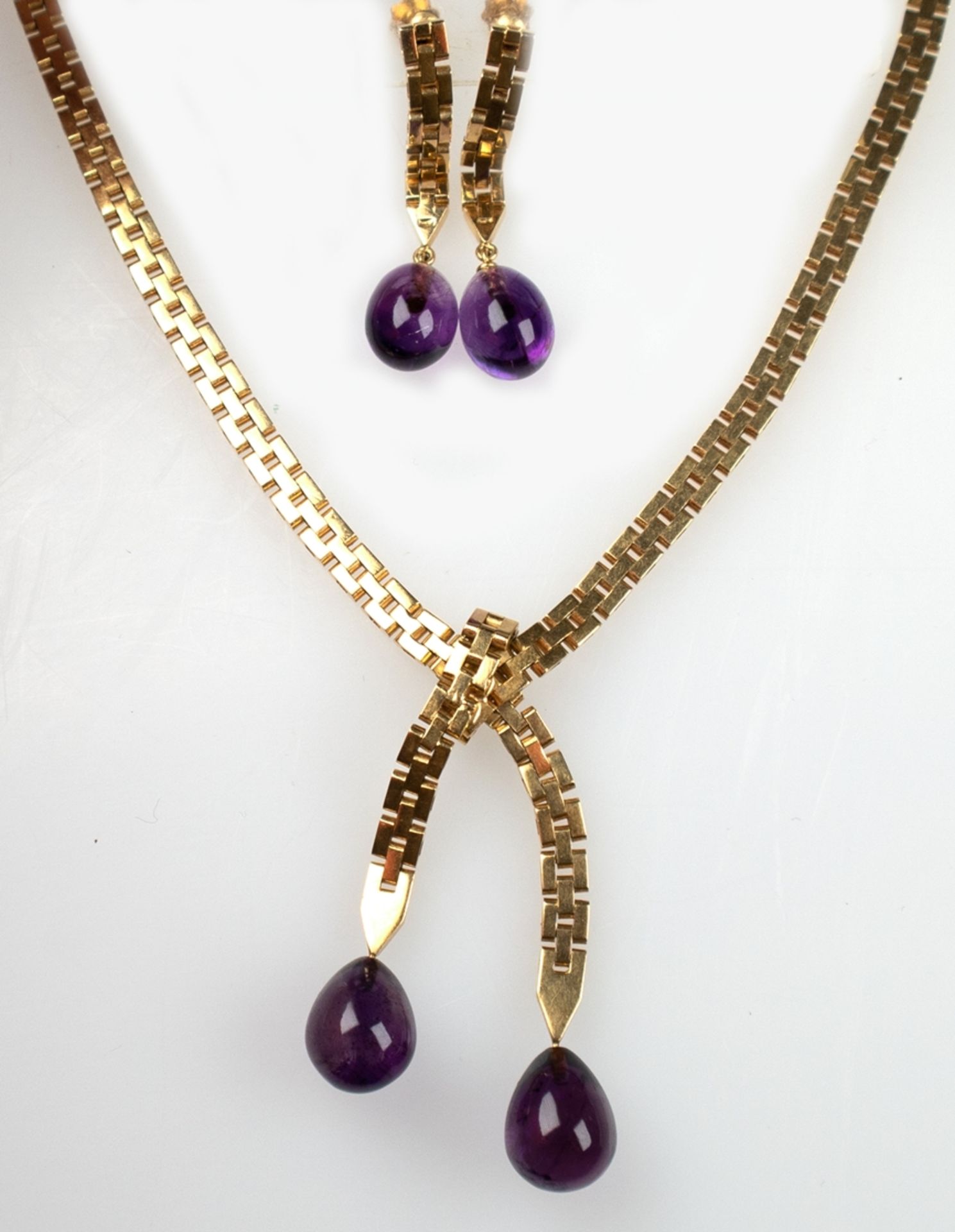 Schmuck-Set aus Collier und Paar Ohrhänger mit Amethyst-Tropfen, 18 k GG, Schweden 1950er Jahre, Me