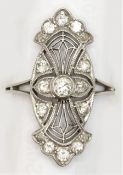 Art Deco-Diamant-Ring, 750er WG, besetzt mit 17 Altschliffdiamanten, von zus. ca. 0,8 ct.,  Ringkop