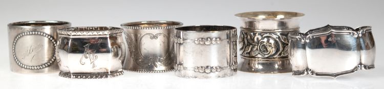6 diverse Servietten-Ringe, dabei 4x 800/835er Silber, ges. 81 g und 2x versilbert, diverse Formen 