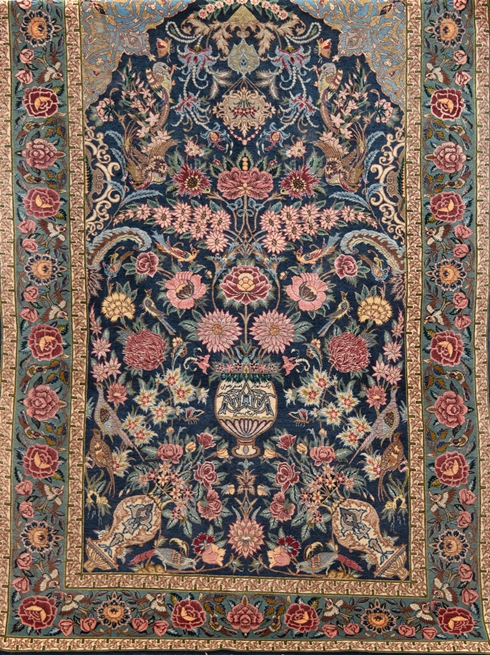 Isfahan, Persien, signiert, Korkwolle mit Seide auf Seide, schwarzgrundig, floral gemustert und Vo