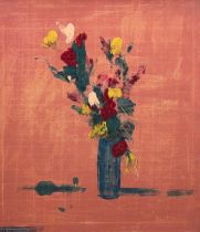 "Stilleben mit Blumenstrauß in Vase auf rotem Grund", Öl/ Lw., undeutl. sign. u.l., 60x50 cm, Rahme